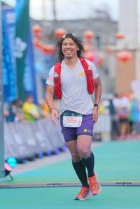 BIB: 3525
                            <button type="button" onclick="openModal(21764442)" class="btn btn-primary btn-sm float-right btn-popup" data-toggle="modal" data-target=".modal-high-quality">
                        <i class="fas fa-shopping-cart"></i> Add to Cart
                    </button>
                                            <button type="button" onclick="isThisMe(21764442, true)" class="btn btn-success btn-sm float-right btn-popup btn-isme hidden" data-toggle="tooltip" data-placement="bottom" title="นี่คือรูปของคุณใช่ไหม คลิกที่นี่เพื่อเอาเข้าอัลบั้ม">
                        <i class="fas fa-plus"></i> Add to album
                    </button>
                    <button type="button" onclick="isThisMe(21764442, false)" class="btn btn-warning btn-sm float-right btn-popup btn-isnotme hidden">
                        <i class="fas fa-ban"></i> Remove from album
                    </button>